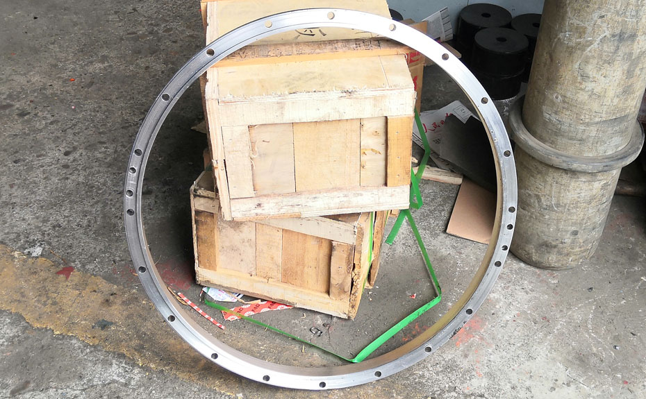 HR630雙級活塞推料離心機二級轉(zhuǎn)鼓壓環(huán)